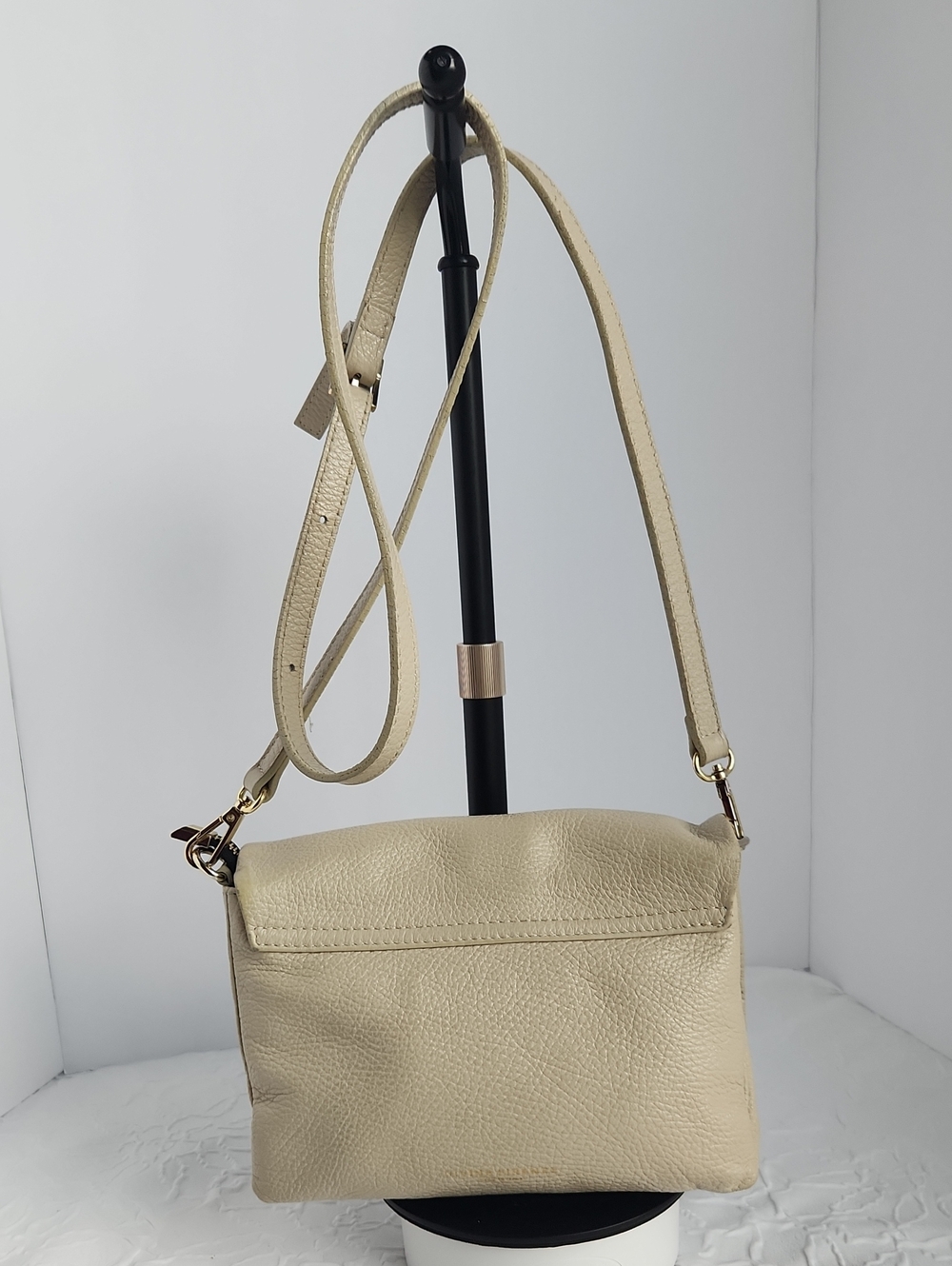 Divina Firenze Cream Italian Leather Crossbody Bag
